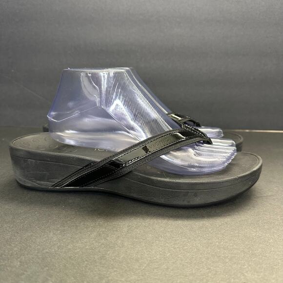 Vionic Womens size 11 High Tide Black Patent Leather Thong Sandals tvw4895 - Picture 2 of 7